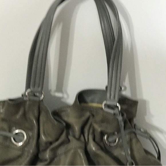 Cole Haan Metallic Green Leather Tassel Drawstring Satchel Handbag - Picture 4 of 10